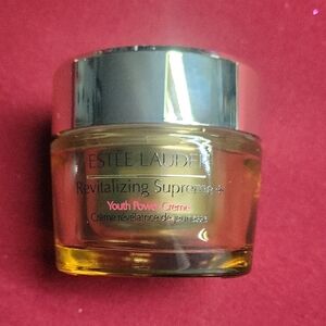 Estee Lauder Revitalizing Supreme+ Creme in Gold Jar